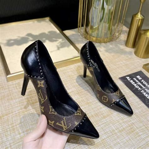 lv black heels